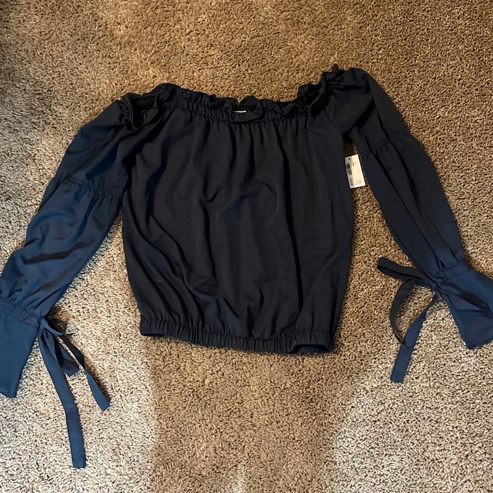 Women’s Off Shoulder Top